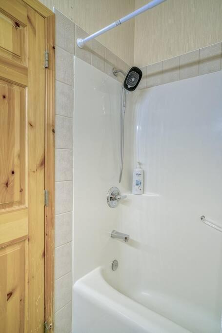 5 Mins To Banff - Cozy Townhome 2Br&2Bath - Banff Pass Included Κάνμορ Εξωτερικό φωτογραφία